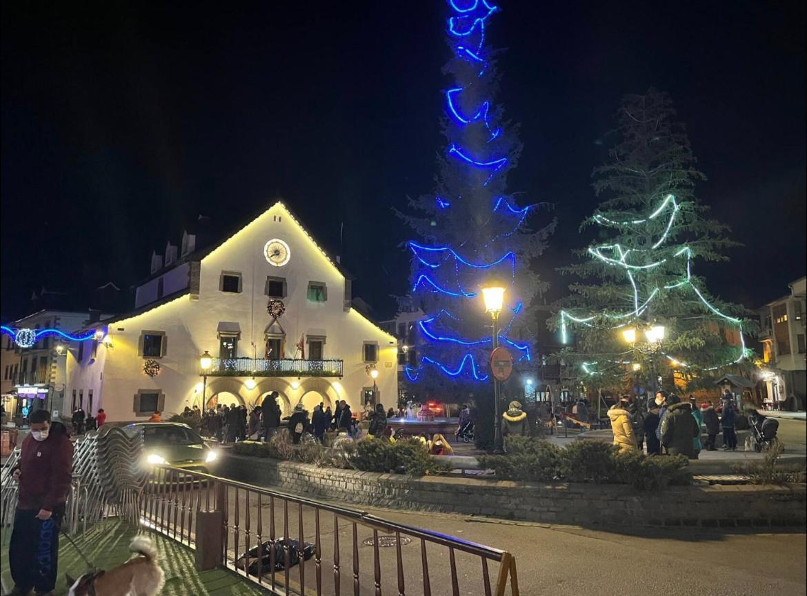 Biescas Suites ภายนอก รูปภาพ